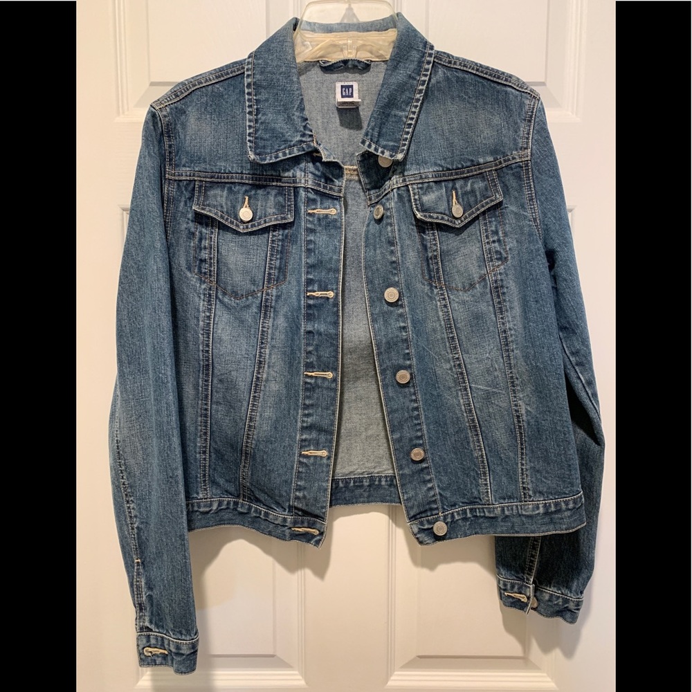 Gap Jean Jacket size medium